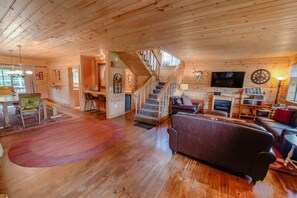 TV, fireplace, books, offices