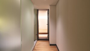 Unclassified image, 3 of 21, button - Butler.Lee Bricks - Hostel (Seoul)