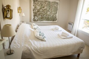 Een strijkplank/strijkijzer, gratis wifi