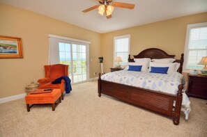 4 slaapkamers, een strijkplank/strijkijzer, wifi, beddengoed