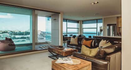 Liardet Penthouse with Stunning Views