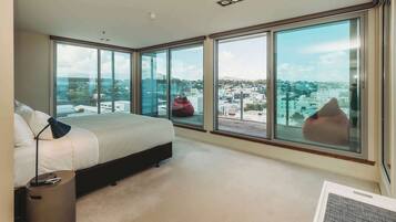 3 bedrooms, iron/ironing board, WiFi