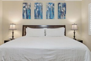 2 bedrooms, desk, iron/ironing board, free WiFi - Painted Mountain Golf Retreat /On Golf Course/Private Heated Pool (Mesa)