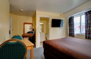 Economy Room | Free WiFi, bed sheets
