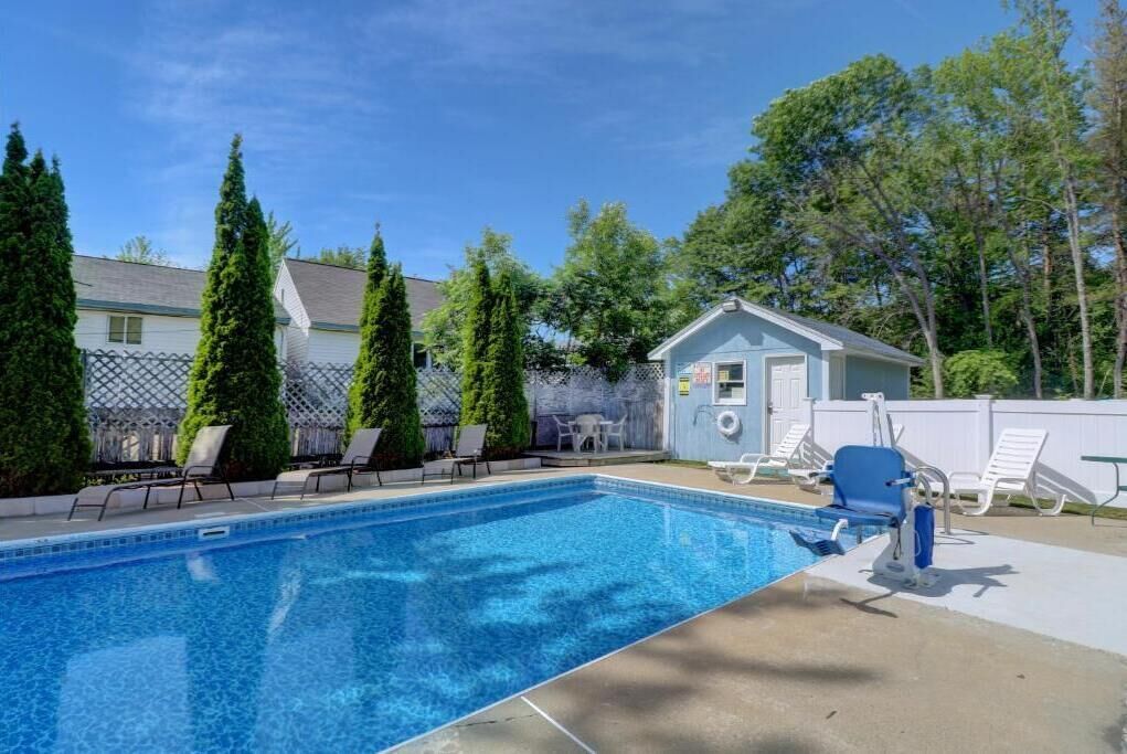 季節限定屋外プール