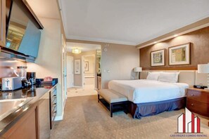 In-room safe, desk, iron/ironing board, free WiFi