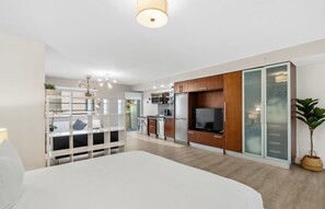 1 chambre, fer et planche à repasser, Wi-Fi gratuit, draps fournis