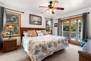 5 bedrooms, iron/ironing board, WiFi, bed sheets - Ducktopia: 6-minute walk to Beach, Pool, Hot Tub, Short Walk to Downtown Duck (Duck)