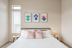 2 chambres, bureau, fer et planche à repasser, Wi-Fi