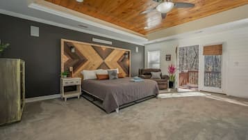 5 bedrooms, desk, iron/ironing board, WiFi