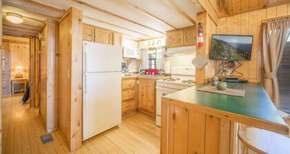 The Cottonwood Cabin #17