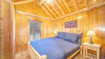 1 bedroom, iron/ironing board, internet, bed sheets