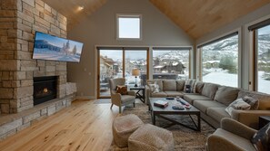 Smart TV, fireplace, ping pong, offices