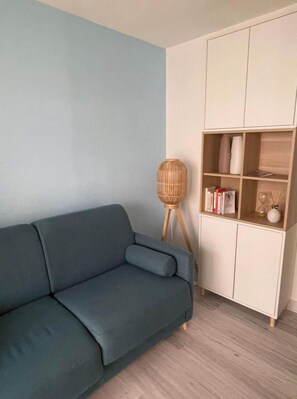 Televisio, pöytätennispöytä