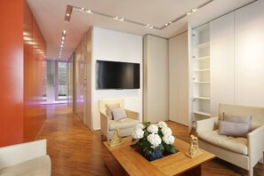 Interior - Matignon Terrace Two Bedroom Apartment (Paris)