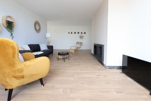 Smart-tv en een open haard