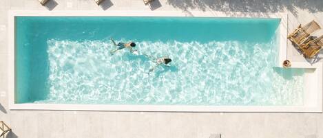 Piscine extérieure, piscine chauffée