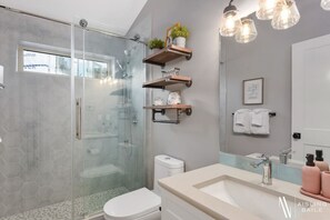 Hair dryer, towels