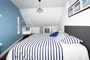3 bedrooms, iron/ironing board, free WiFi, bed sheets