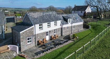 Bunk House - 4 Bedroom - Llangennith