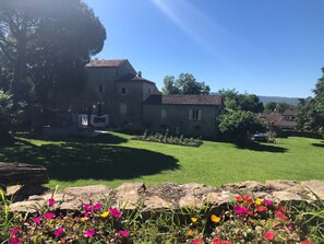 Property grounds - Vacation home with private pool (chandolas)