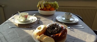 Bardzo fajnie meszkanie. Znajduje cę w dobrzej lokalizacji. Darmowyj parking