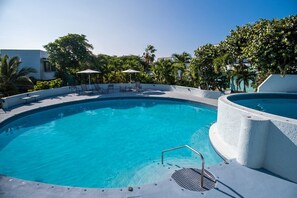 Outdoor pool - GENERATOR! Ocean-Front Siren's Point - Just Steps to Pool! (St Thomas)