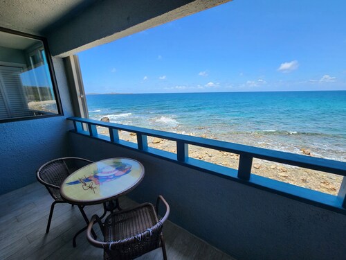 GENERATOR! Ocean-Front Siren's Point - Steps to Pool!