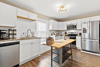 ClarkeHouseAthens-Walk to EVERYTHING⚡️UGA⚡️Sanford⚡️Downtown-Sleeps 8-GUEST FAV