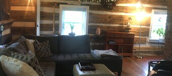 1850 Historic Log Cabin