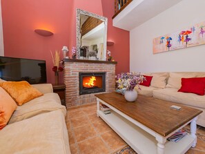 Televisie en een open haard