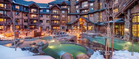 Indoor pool, outdoor pool