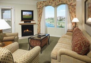 TV, tavolo da calcetto, tavolo da ping pong