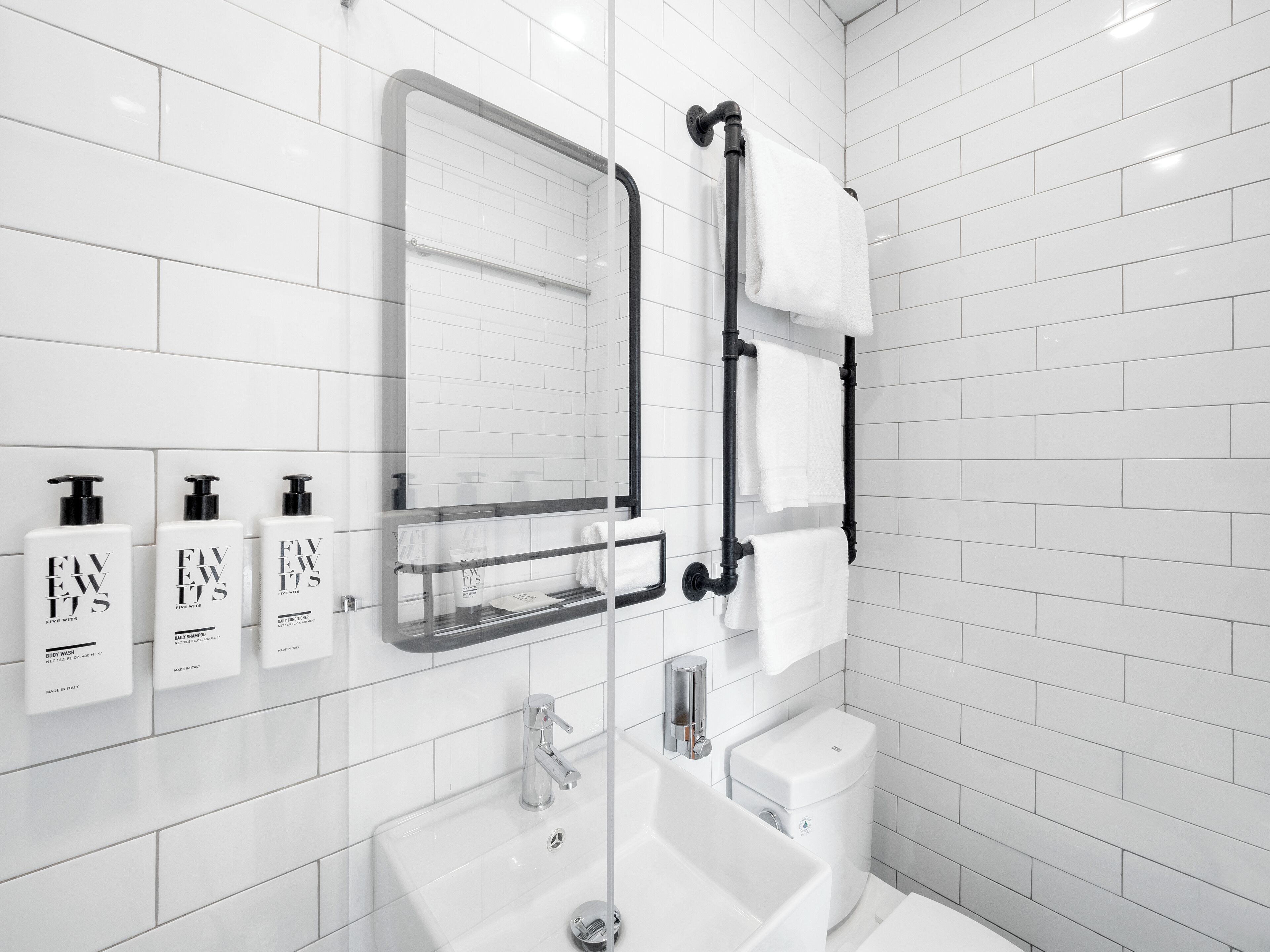 Photo - JG Time Hotel by JGSTAY, Times Square