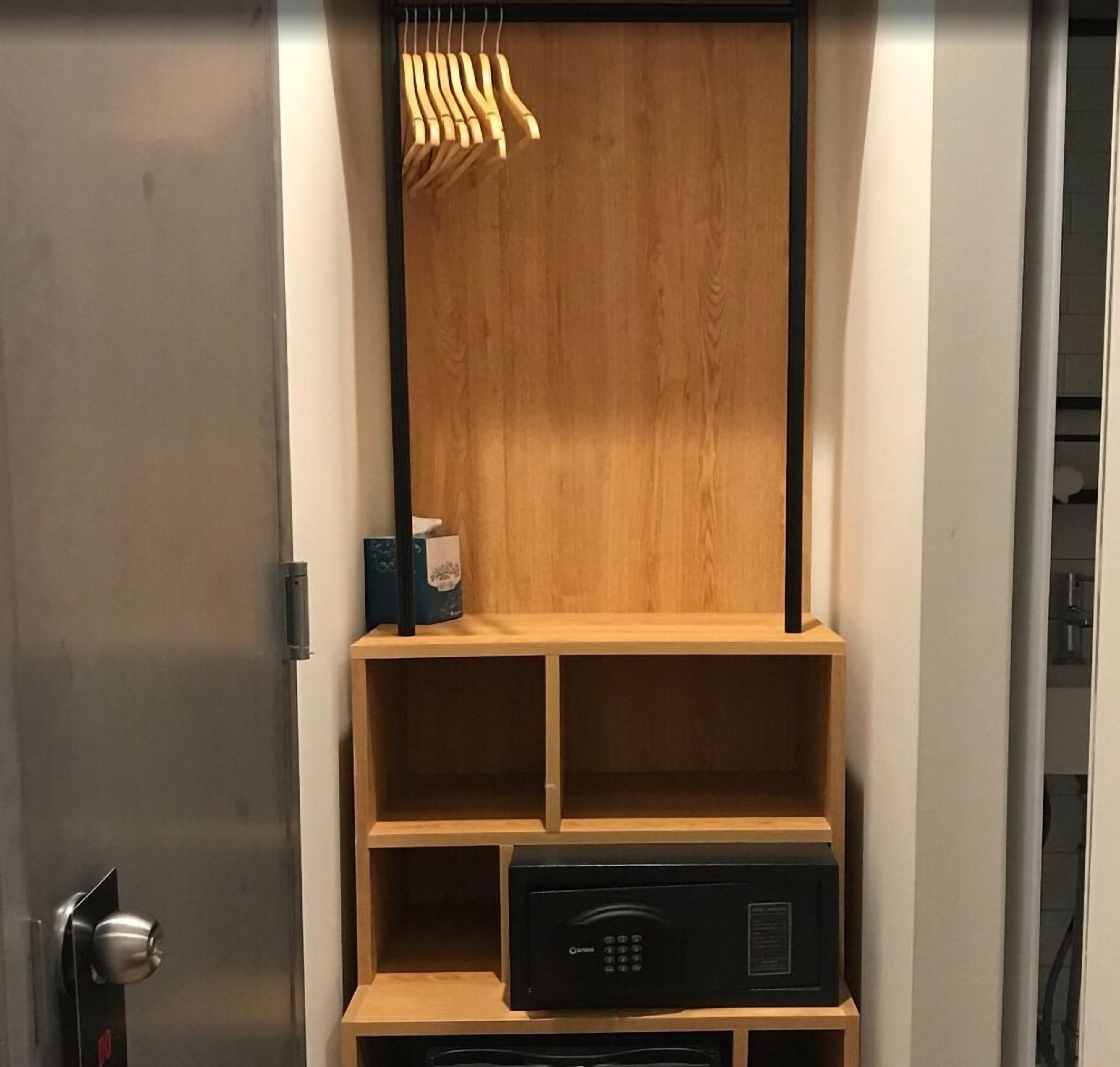 Photo - JG Time Hotel by JGSTAY, Times Square