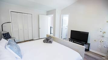 2 soveværelser, skrivebord, gratis Wi-Fi, sengetøj