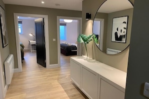 Room - The Village Centre Apartment (Clifden)