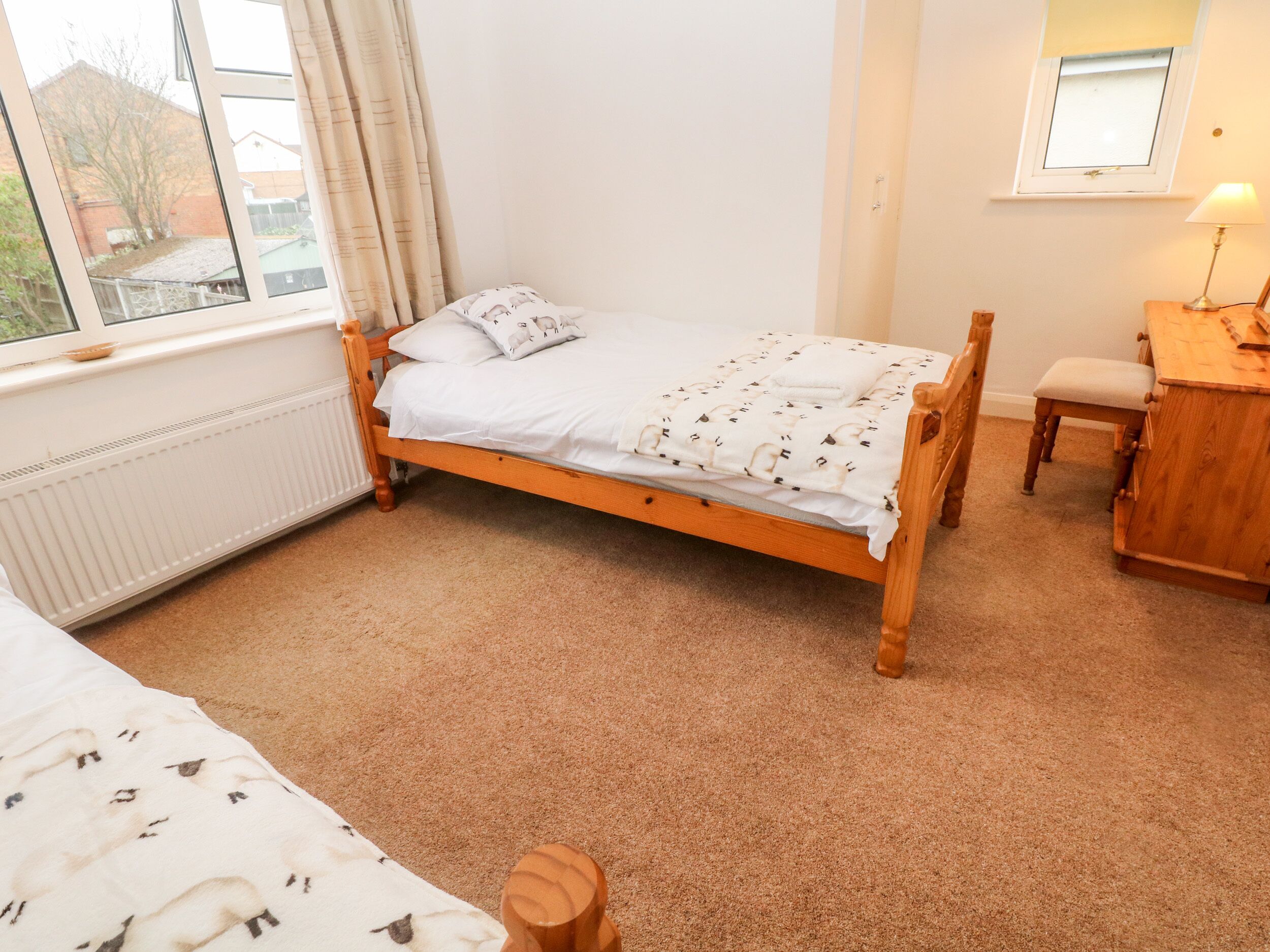 Cottage | 3 bedrooms, individually decorated, individually furnished, free WiFi