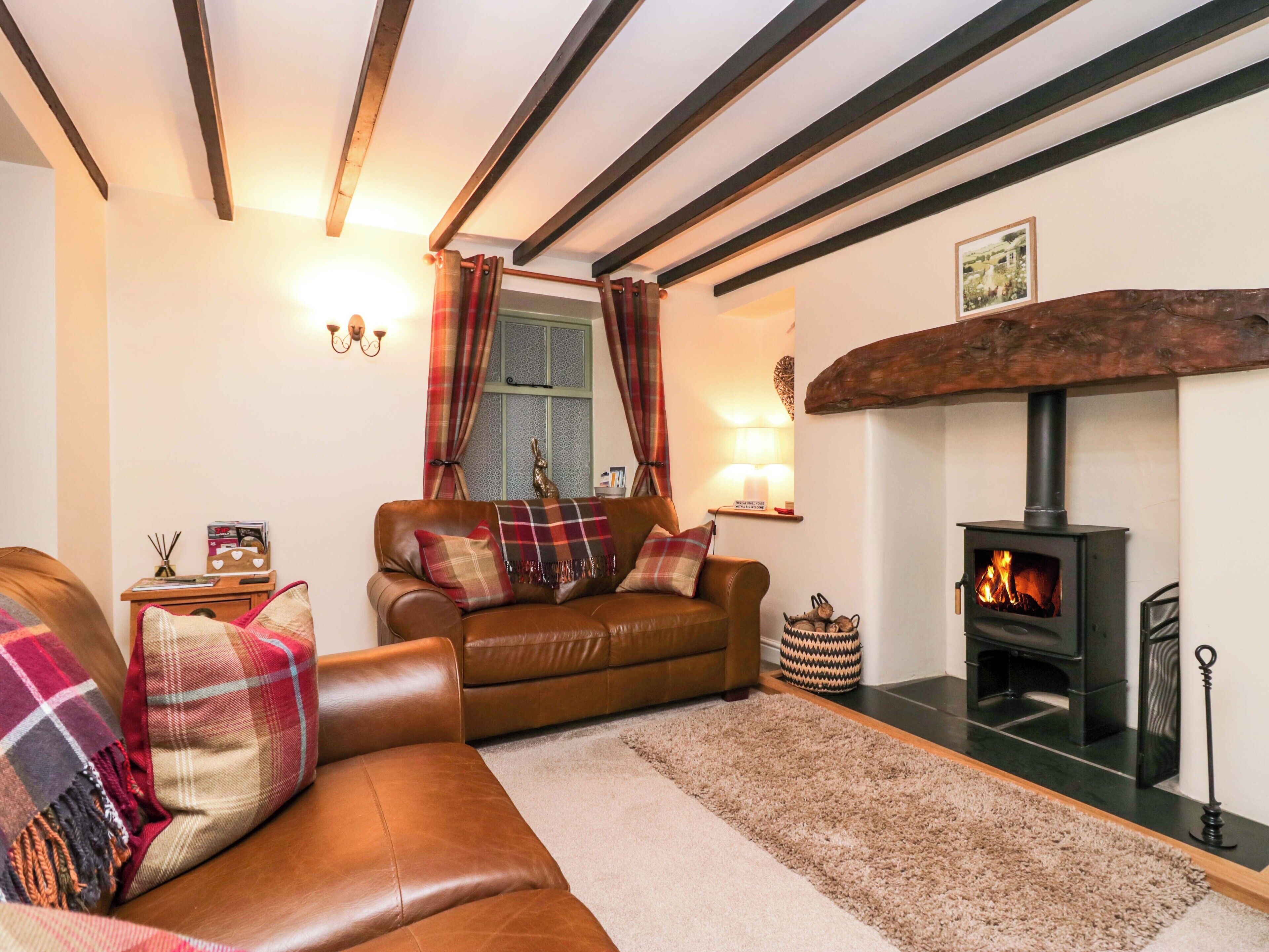 Cottage | Living area