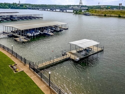 Lakewood Resort 1 Bedroom Condo 202