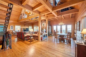 Smart TV, chimenea y tenis de mesa 