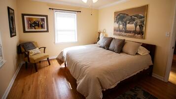 5 Schlafzimmer, Schreibtisch, BĂŒgeleisen/BĂŒgelbrett, Reisekinderbett