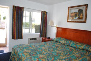 Chambre Simple Confort, 1 très grand lit, non-fumeur