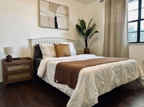 4 soverom, strykejern/-brett, wi-fi og sengetøy