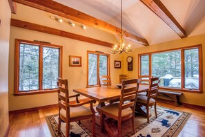 Dining - Badgers Camp - Beautiful and spacious home on Dodge Pond (Rangeley)