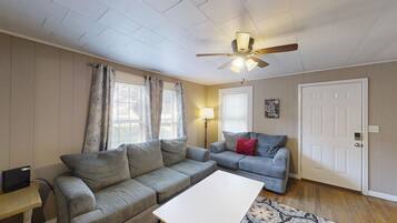 智能電視、DVD 播放機、 辦公室