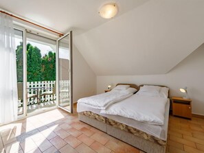 4 bedrooms, internet - Vacation home Edina by Interhome (Balatonszarszo)