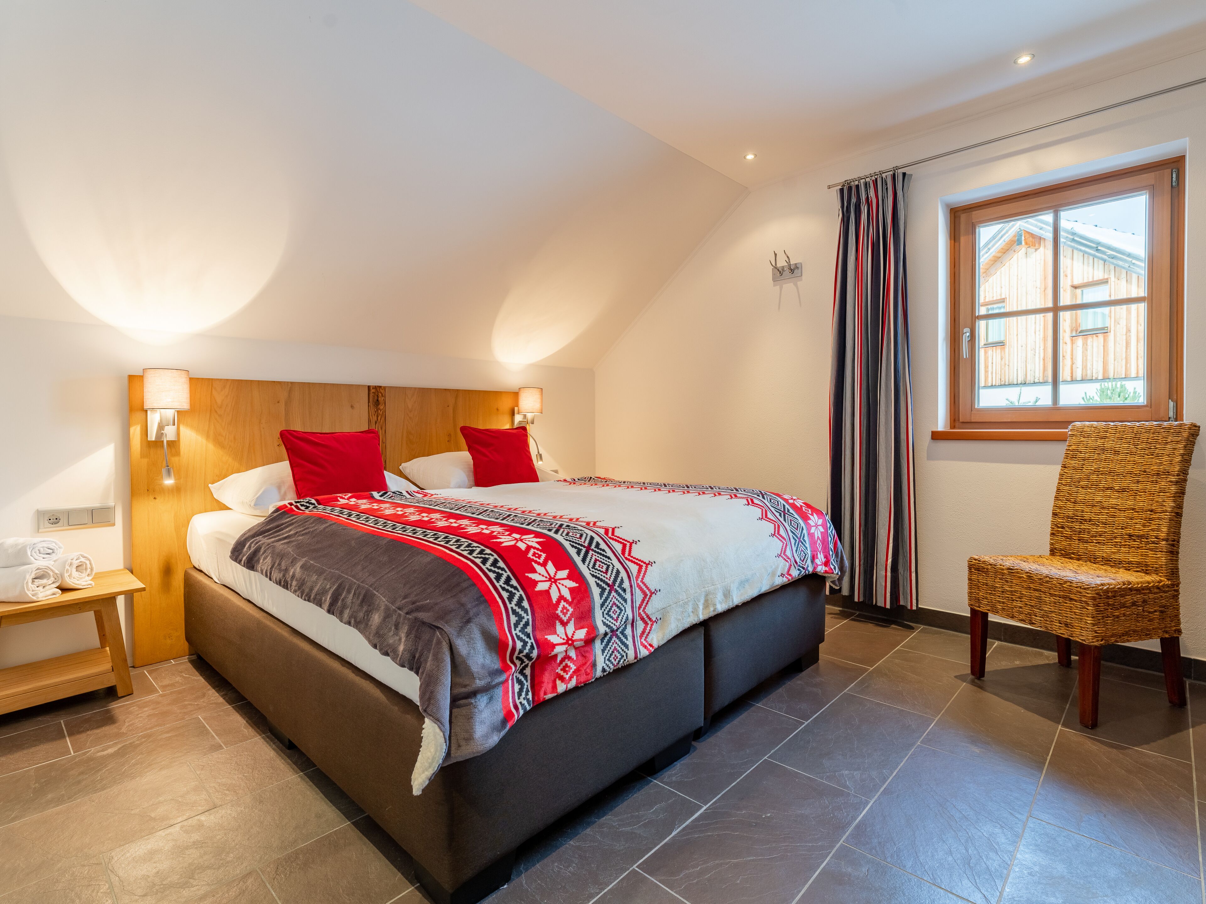 4 chambres, fer et planche à repasser, accès Internet