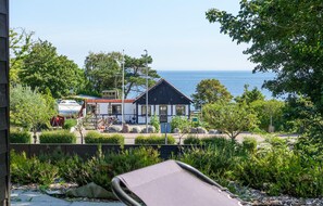 Property grounds - Stunning home in Allinge (Allinge)