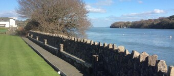 Lovely 4-bed Victorian House in Bangor by the sea